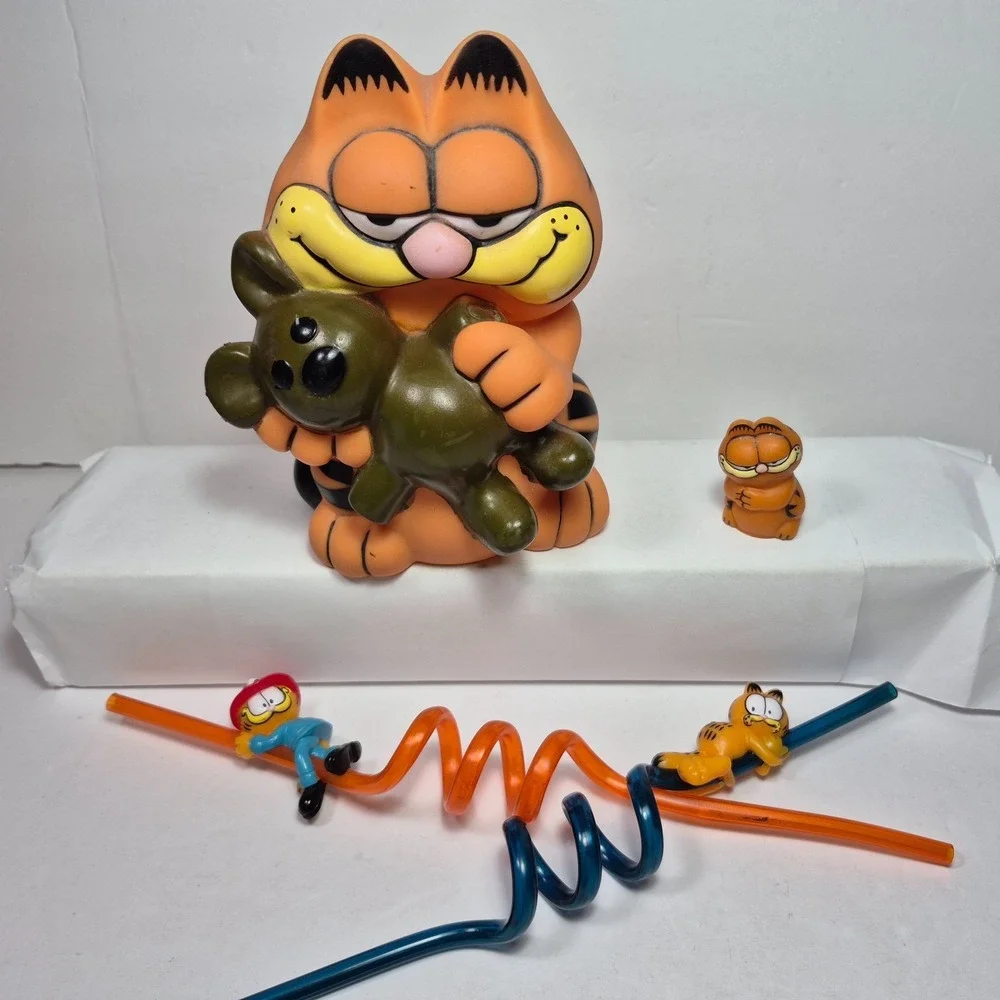 Vintage Garfield Rubber Pencil Topper Silly Straws Garfield /Pokey Piggy Bank